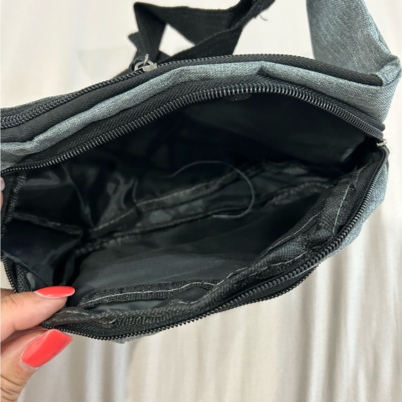 💥PRICE⬇️ 
NISSAN • Thrill Street Fanny Pack • Medium • Grey • - Picture 7 of 12